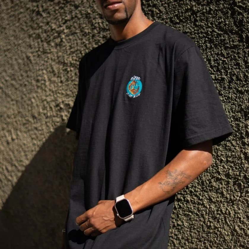 Camiseta Hands Ciclo Skate Shop